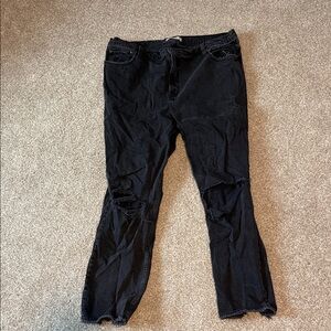 Abercrombie & Fitch Distressed Black Skinny Jeans